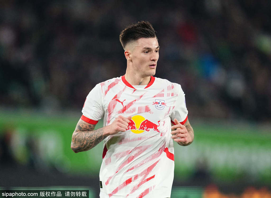 纽卡OR曼联？莱比锡高层与塞斯科会面 商讨转会事宜